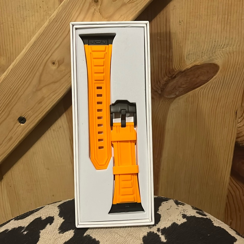 New in box orange Redefine smart watch band for Apple Watch for 49/45 44…